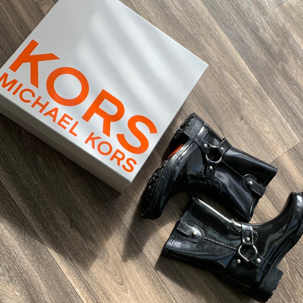 Michael Kors Shiny Black Ankle Boots